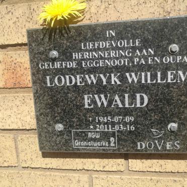 EWALD Lodewyk Willem 1945-2011