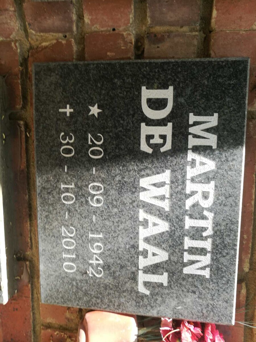 WAAL Martin, de 1942-2010