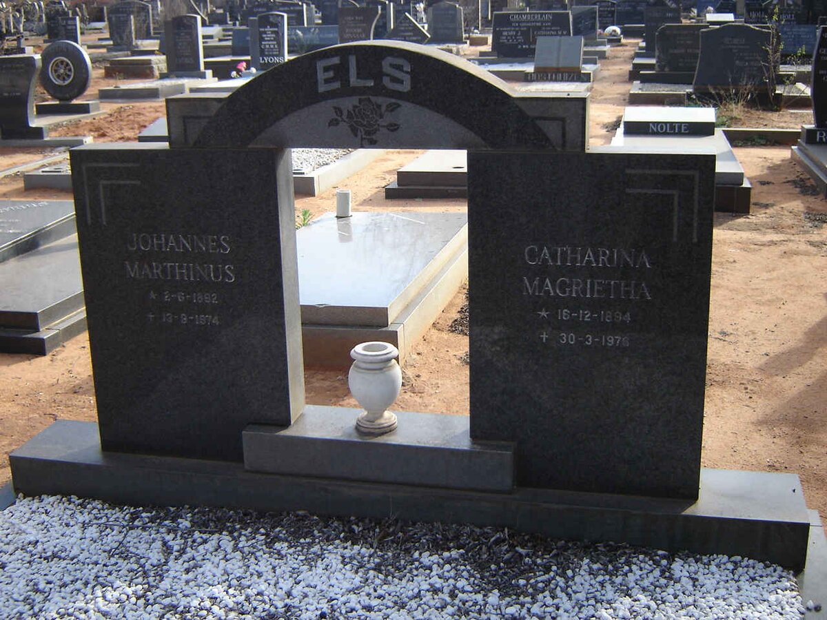 ELS Johannes Marthinus 1882-1974 &amp; Catharina Magrietha 1894-1976