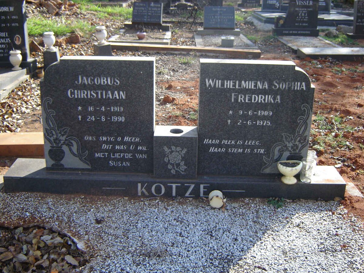 KOTZE Jacob Christiaan 1919-1990 &amp; Wilhelmina Sophia Frederika 1909-1975