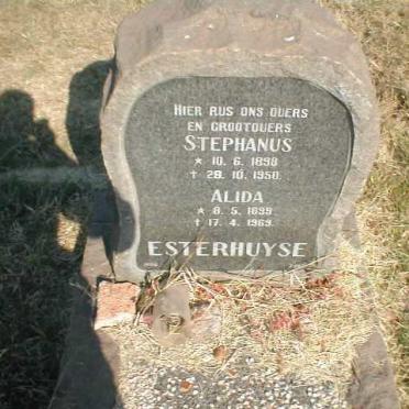 ESTERHUYSE Stephanus 1898-1950 &amp; Alida 1899-1969