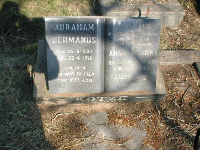 KOTZE Abraham Hermanus 1903-1978 &amp; Anna Susanna PIETERSE 1907-1963