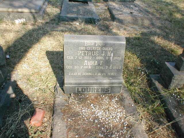 LOURENS Petrus J.M. 1887-1945 &amp; Anna F. 1891-1952