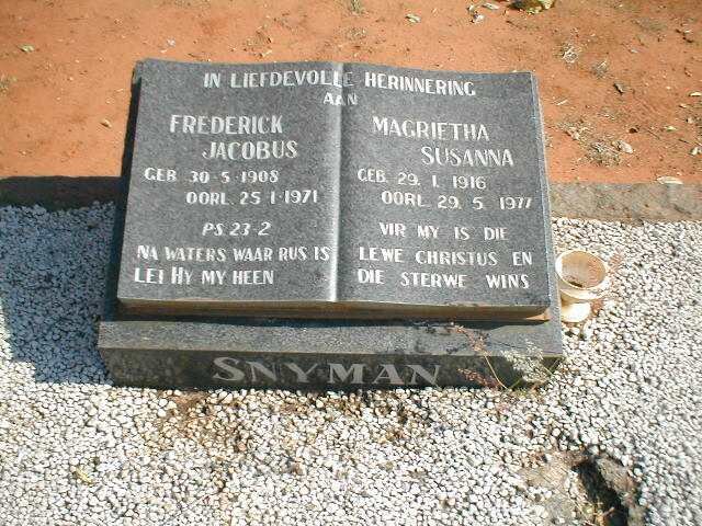 SNYMAN Frederick Jacobus 1908-1971 &amp; Margrietha Susanna 1916-1977