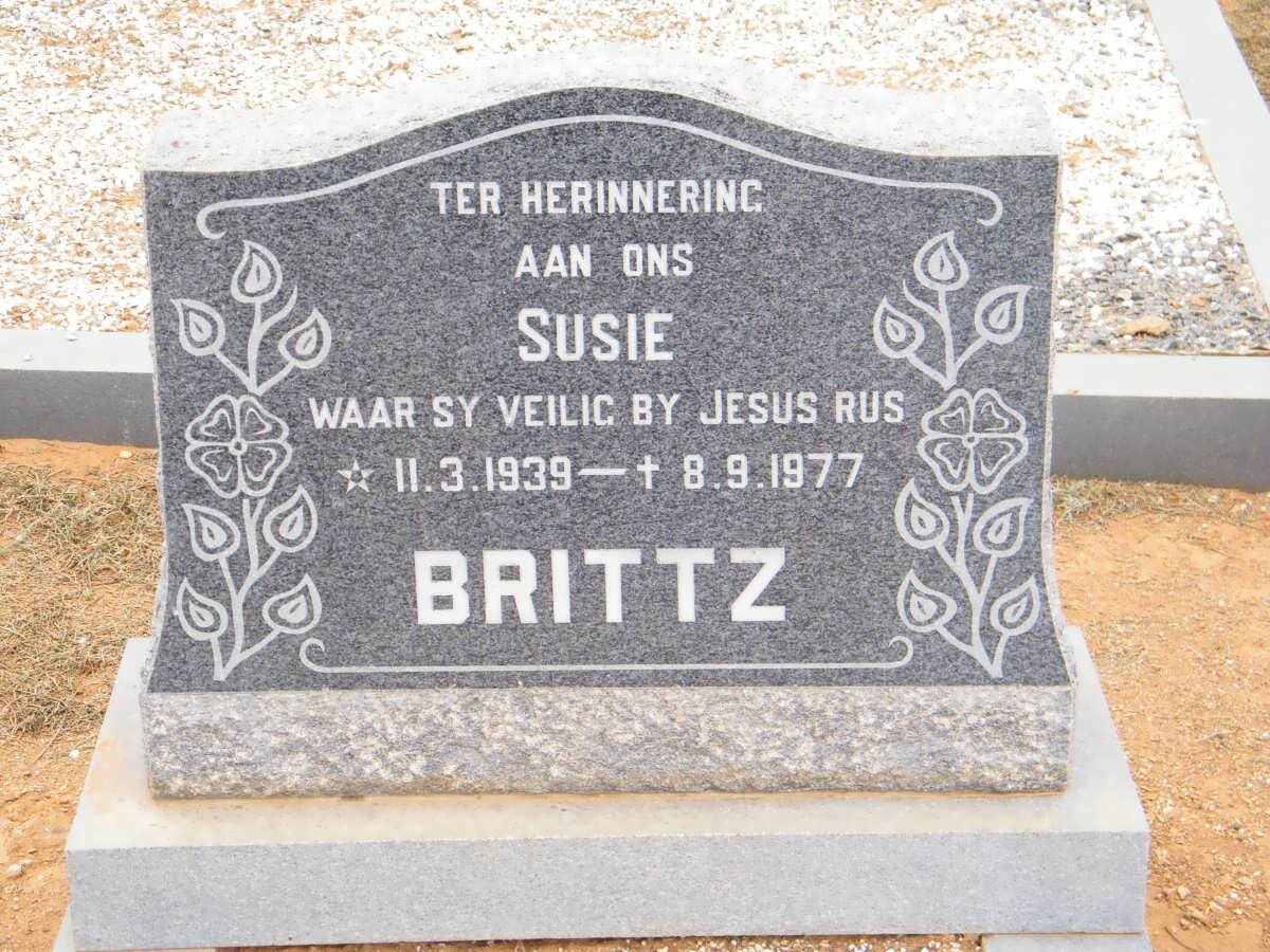 BRITTZ Susie 1939-1977