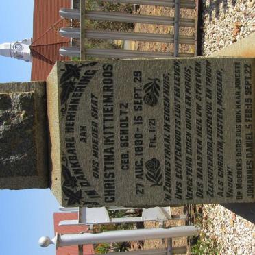 ROOS Christina M. nee SCHOLTZ 1880-1929 :: ROOS Johannes Daniel 1922-1922