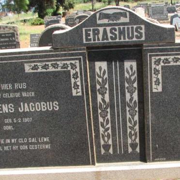 ERASMUS Lourens Jacobus 1907- &amp; Hester Susara GOOSEN 1915-1956