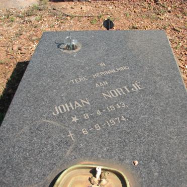 NORTJE Johan 1943-1974