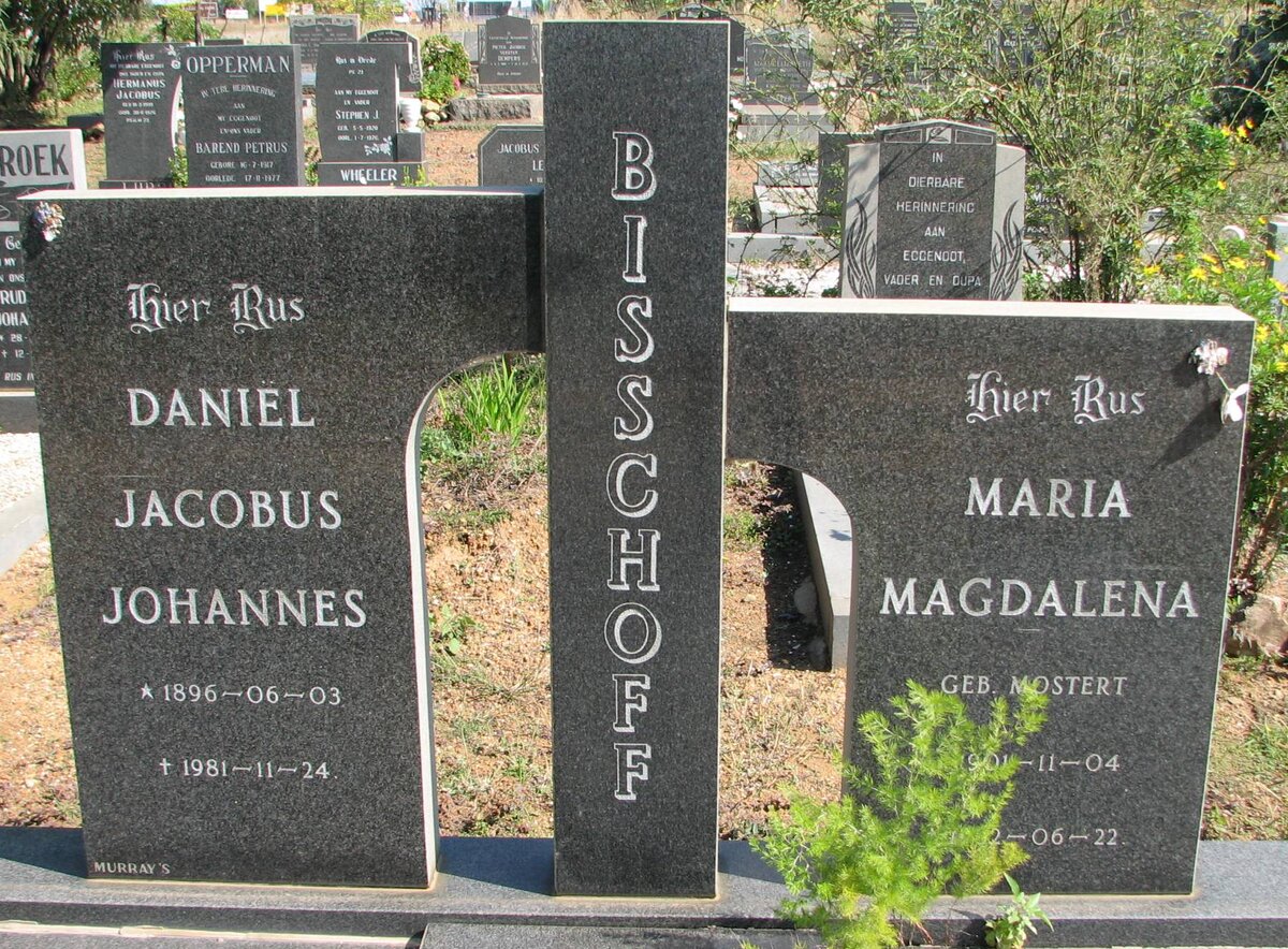 BISSCHOFF Daniel Jacobus Johannes 1896-1981 &amp; Maria Magdalena MOSTERT 1901-1982