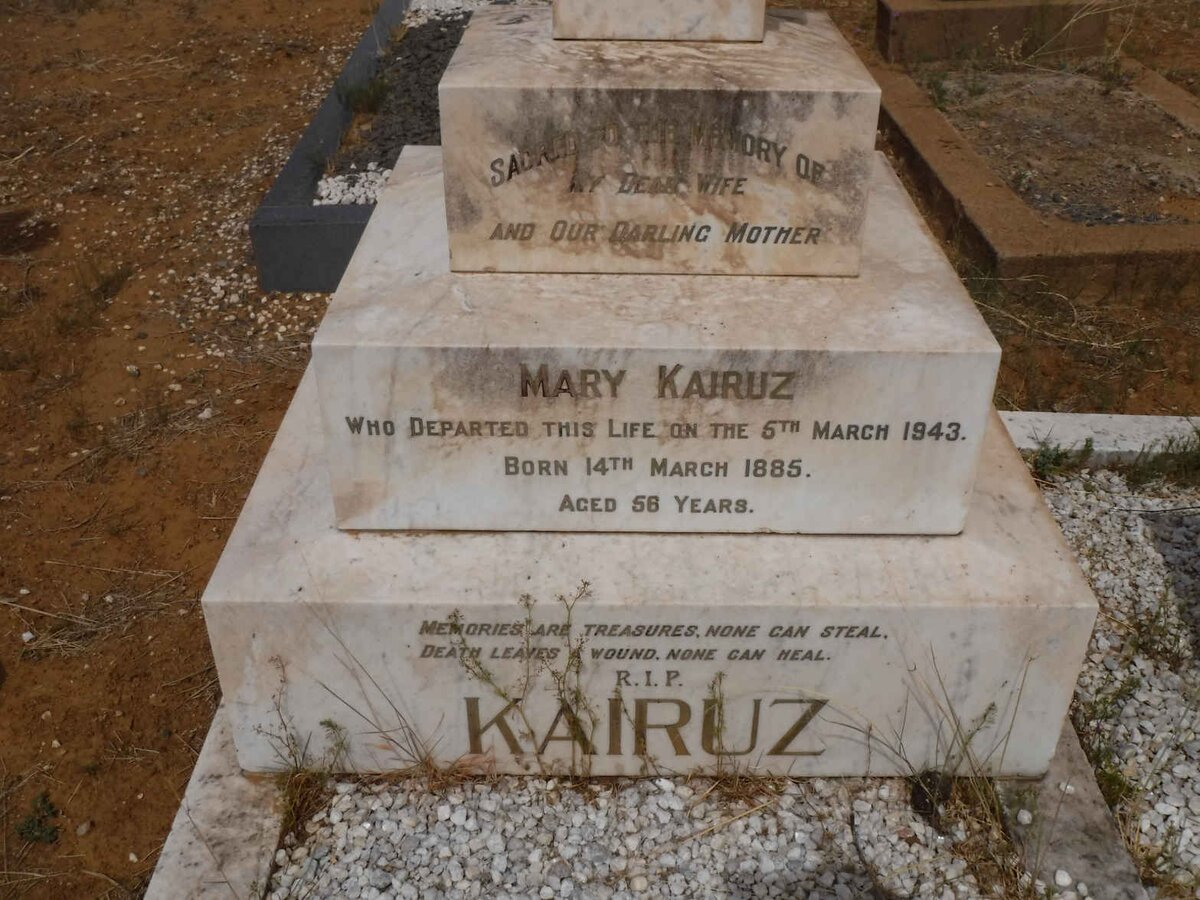 KAIRUZ Mary 1885-1943
