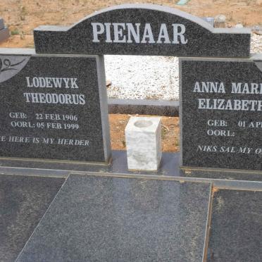 PIENAAR Lodewyk Theodorus 1906-1999 &amp; Anna Maria Elizabeth 1916-