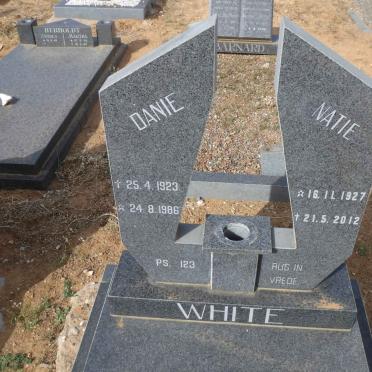 WHITE Danie 1923-1986 &amp; Natie 1927-2012