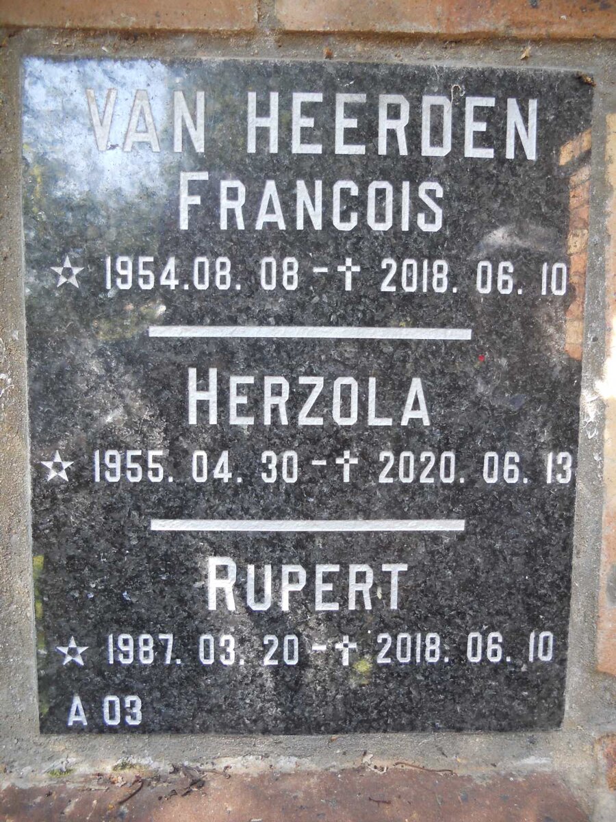 HEERDEN Francois, van 1954-2018 &amp; Herzola 1955-2020 :: VAN HEERDEN Rupert 1987-2018