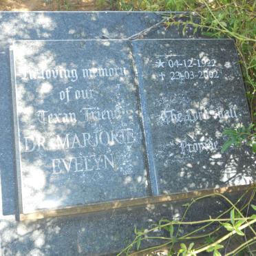 EVELYN Marjorie 1922-2002