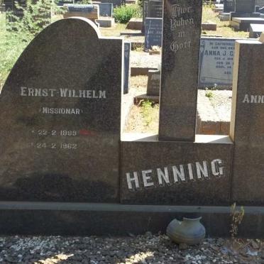 HENNING Ernest Wilhelm 1889-1962 &amp; Anna Dorothea M. DAMMANN 1890-1968