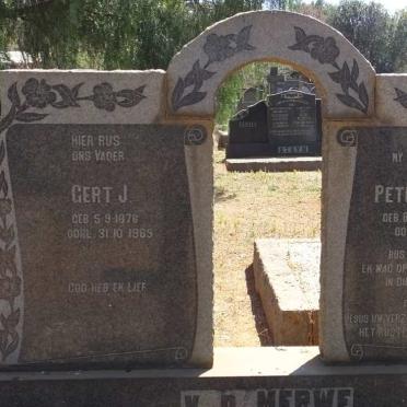 MERWE Gert J., v.d. 1876-1965 &amp; Petronella M. BOTHA 1881-1959
