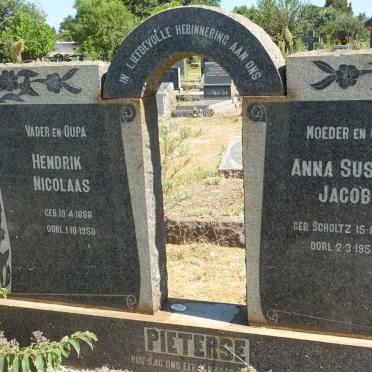 PIETERSE Hendrik Nicolaas 1888-1958 &amp; Anna Susanna Jacoba SCHOLTZ 1892-1951