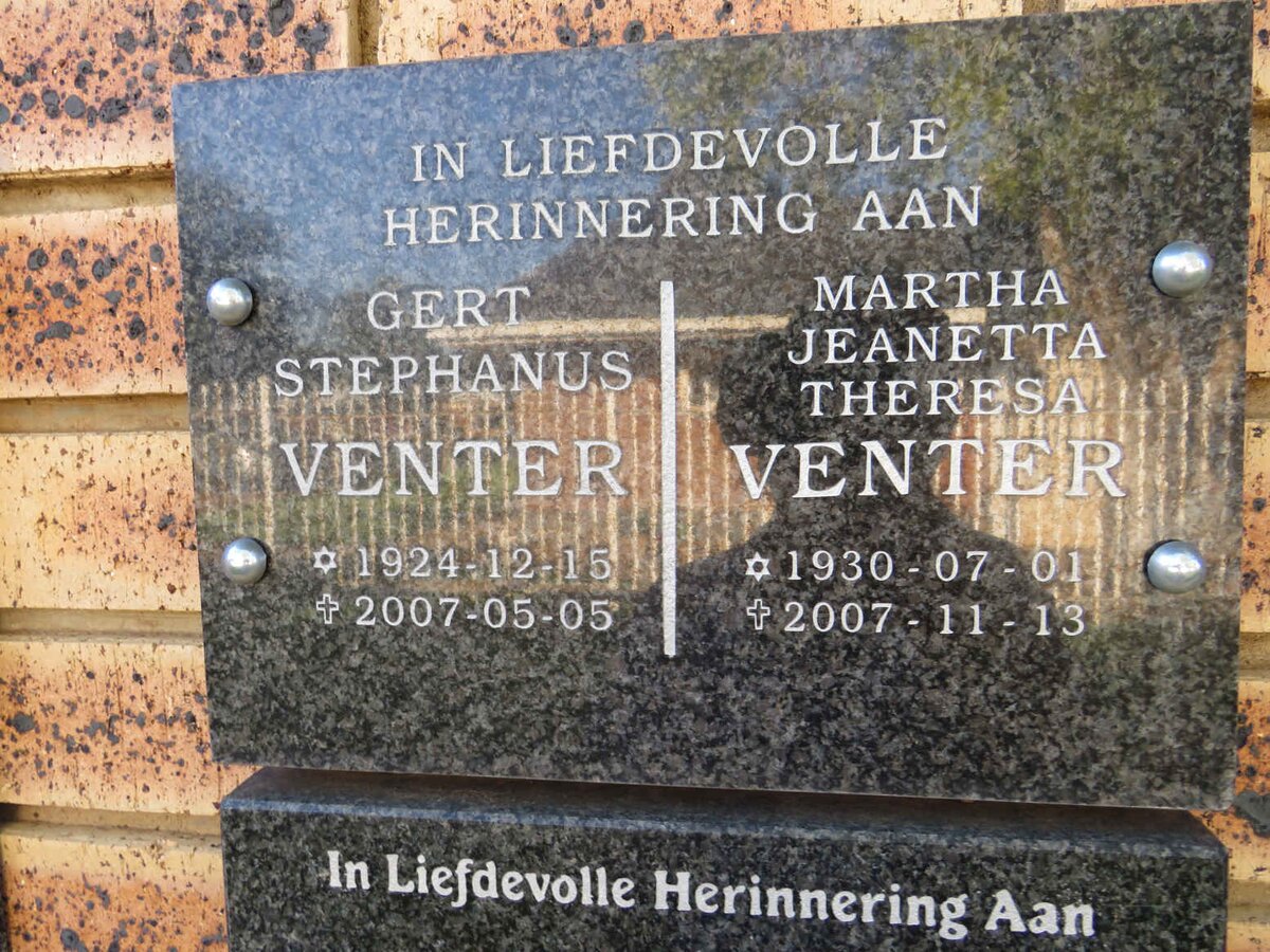 VENTER Gert Stephanus 1924-2007 & Martha Jeanetta Theresa 1930-2007
