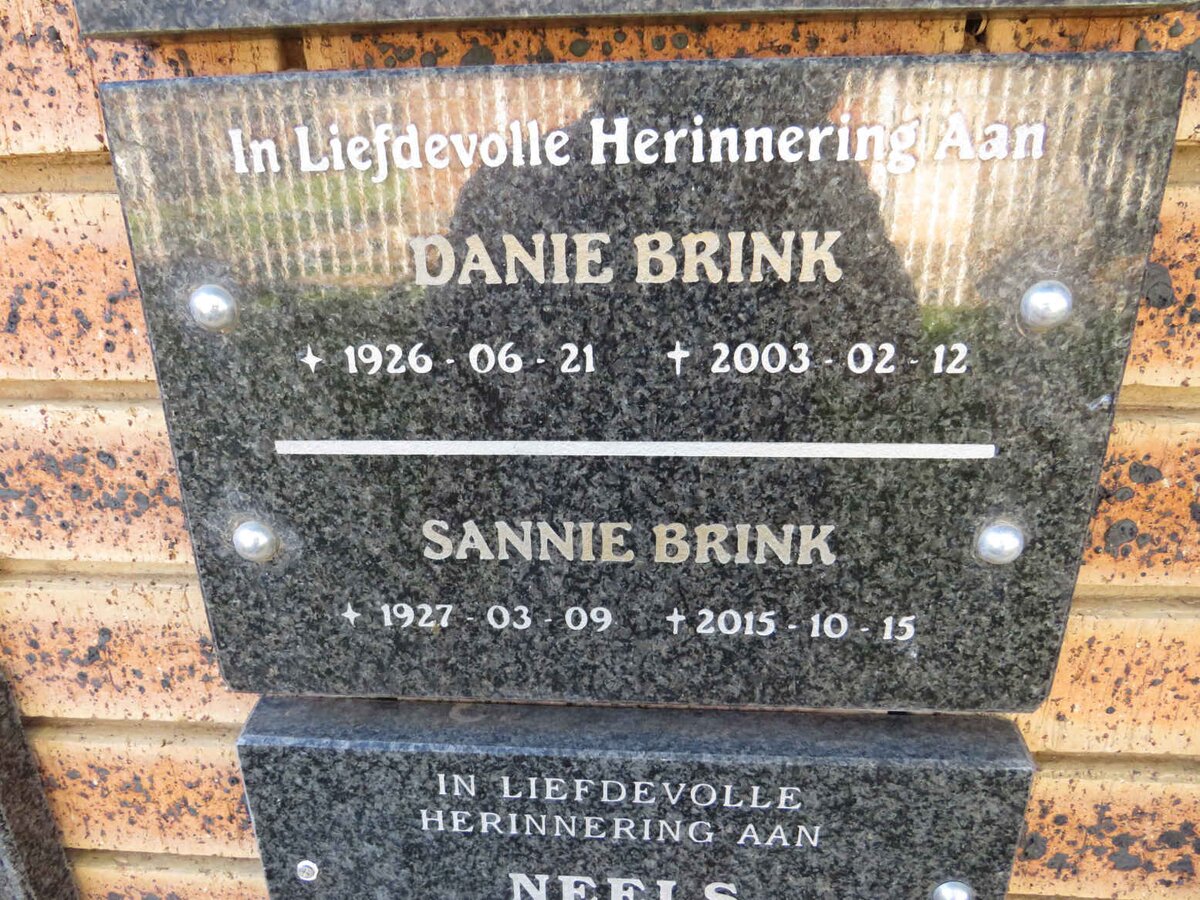 BRINK Danie 1926-2003 & Sannie 1927-2015