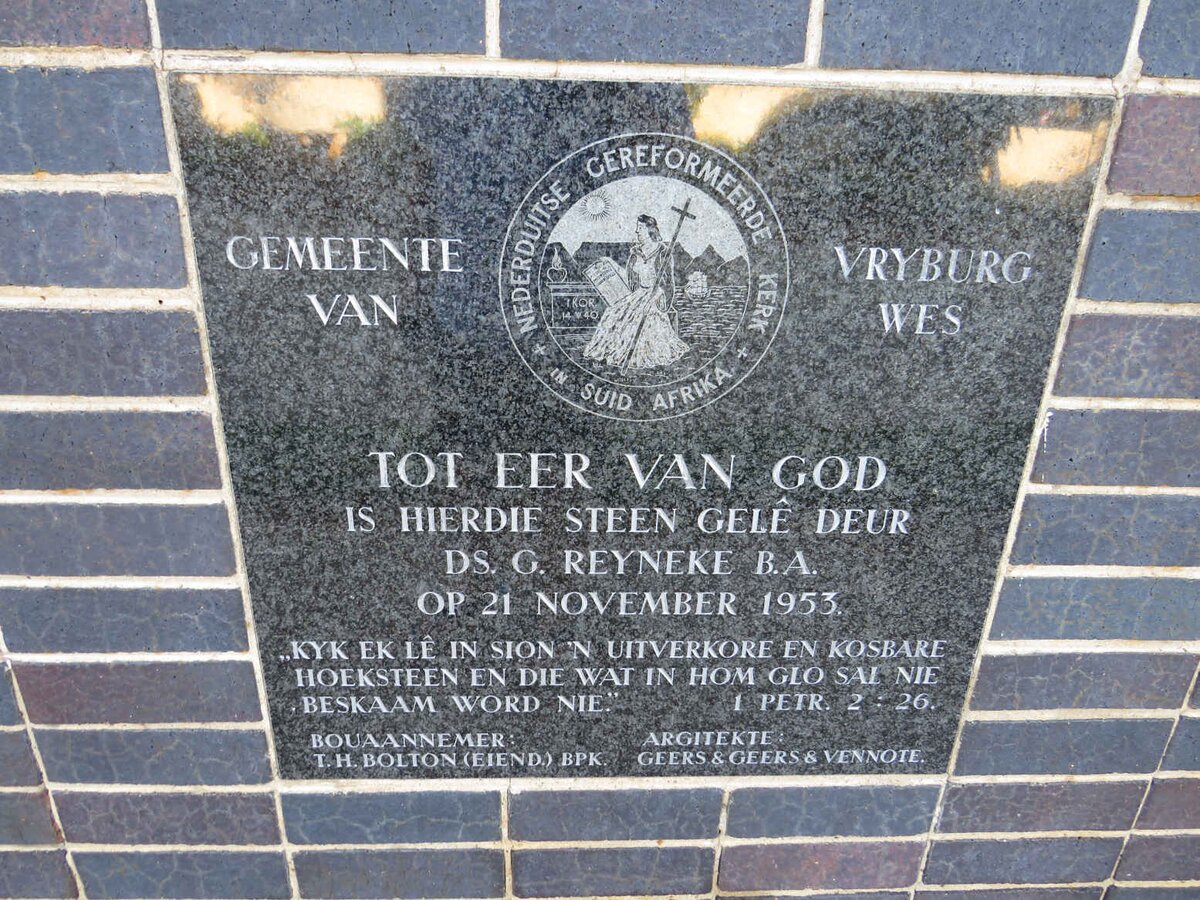 4. Church cornerstone / Kerk hoeksteen 