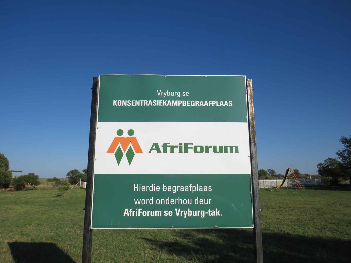 1. Entrance / Ingang