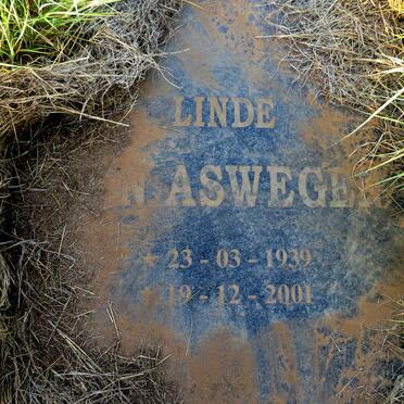 ASWEGEN Linde, van 1939-2001