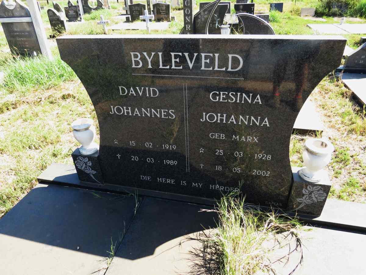 BYLEVELD David Johannes 1919-1989 & Gesina Johanna MARX 1928-2002