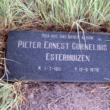 ESTERHUIZEN Pieter Ernest Cornelius 1911-1978