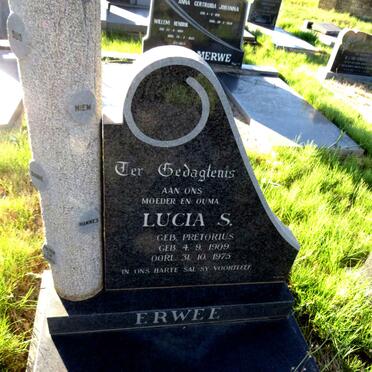 ERWEE Lucia S. nee PRETORIUS 1909-1975