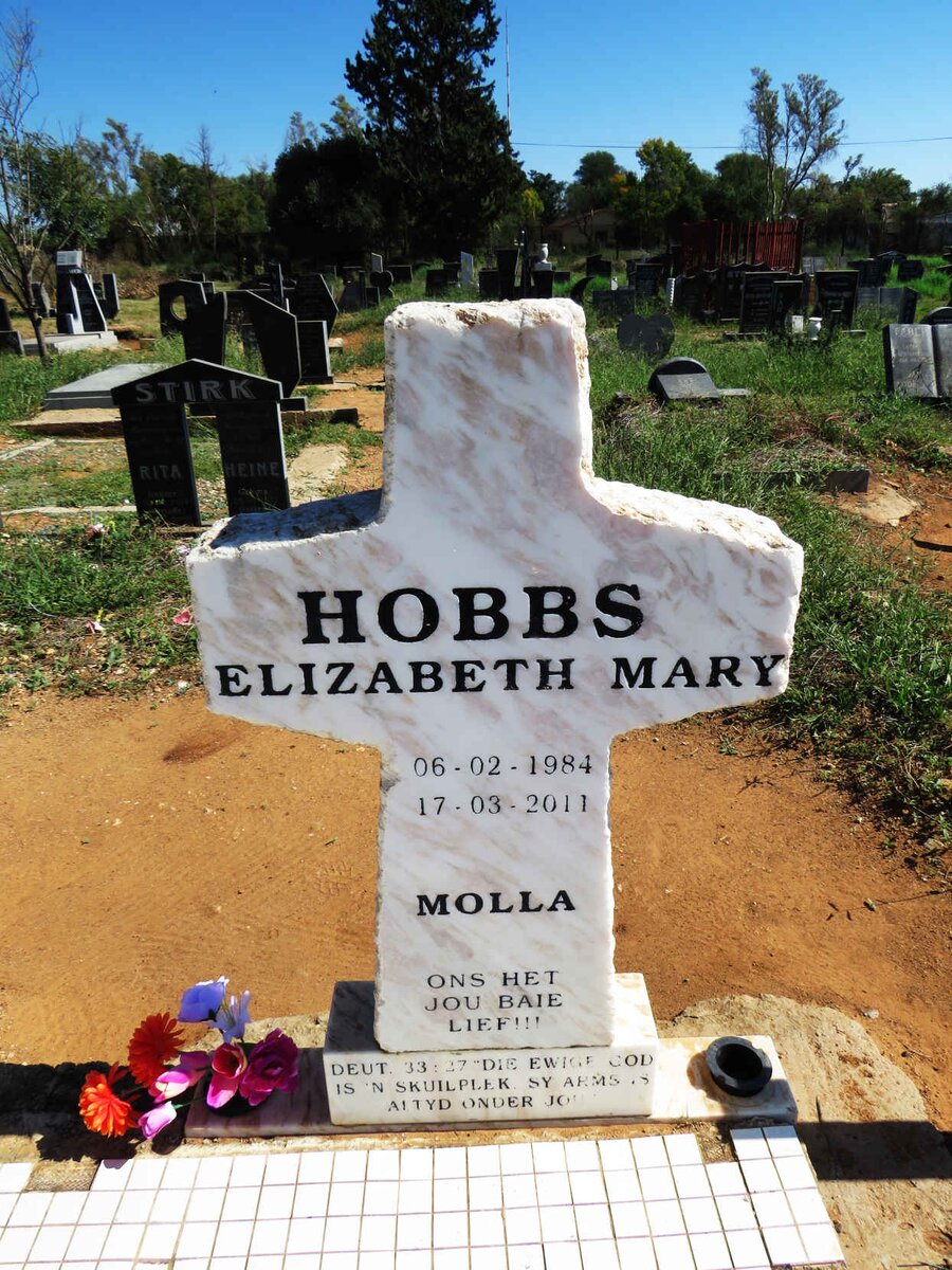 HOBBS Elizabeth Mary 1984-2011