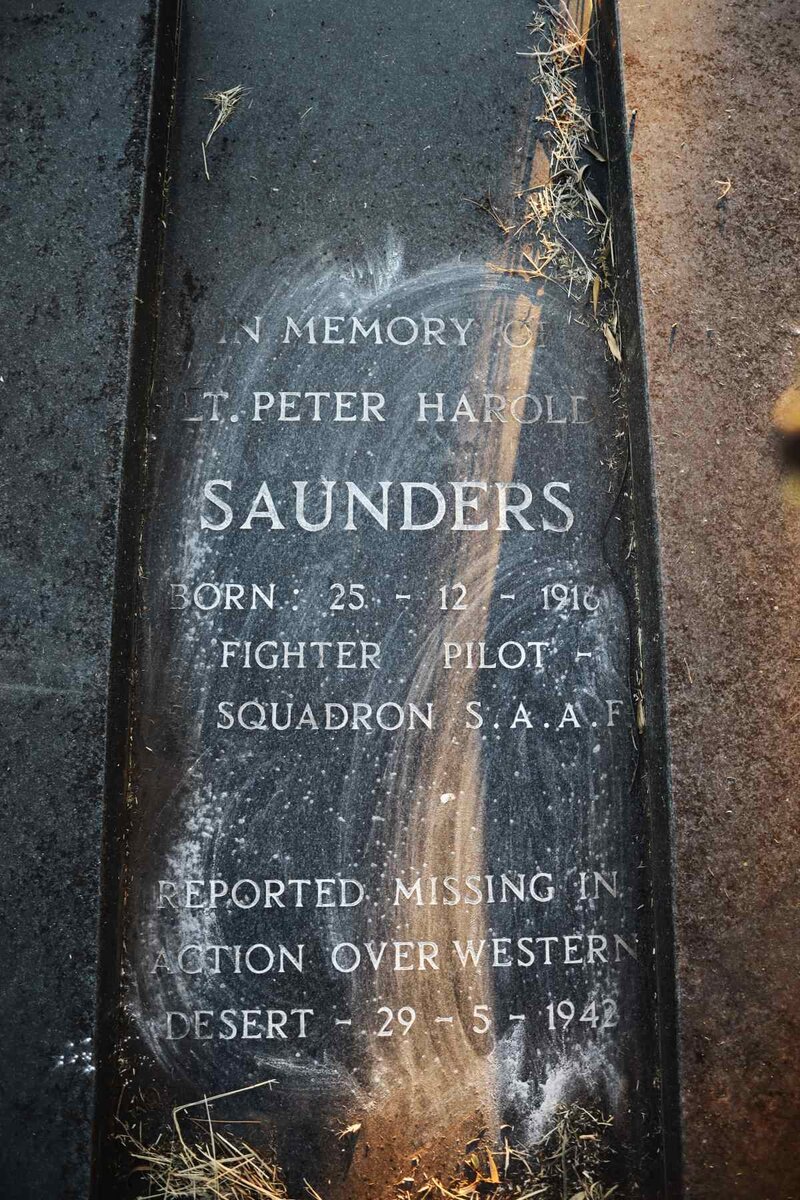 SAUNDERS Peter Harold 1916-1942