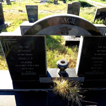 VISAGIE Johannes G. 1897-1974 & Engela P. DE BEER 1897-1969