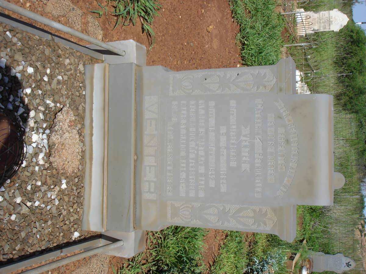 VENTER Catharina Petronella nee LIEBENBERG 1894-1942