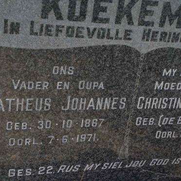 KOEKEMOER Matheus Johannes 1867-1971 &amp; Christina Magdalena DE BEER 1885-1967