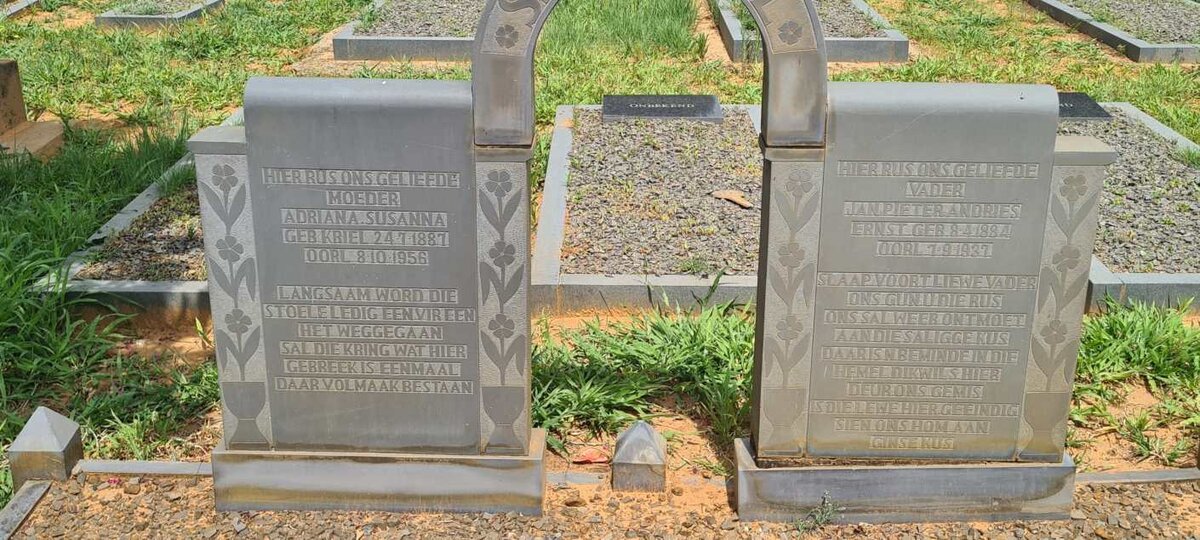 SWANEPOEL Jan Pieter Andries Ernst 1884-1937 &amp; Adriana Susanna KRIEL 1887-1956