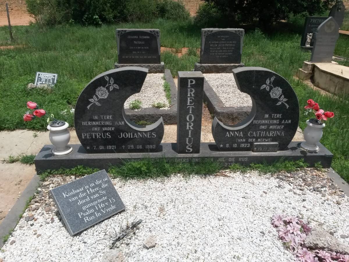 PRETORIUS Petrus Johannes 1921-1992 &amp; Anna Catharina VAN DER MERWE 1923-2010