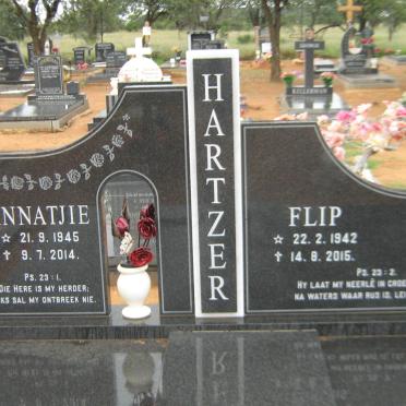 HARTZER Flip 1942-2015 &amp; Annatjie 1945-2014
