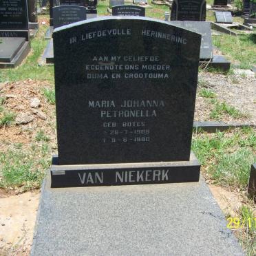 NIEKERK Maria Johanna Petronella, van nee BOTES 1908-1990