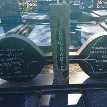 CONRADIE Barnard I.C. 1935-1979 &amp; Josina G. 1940-2015