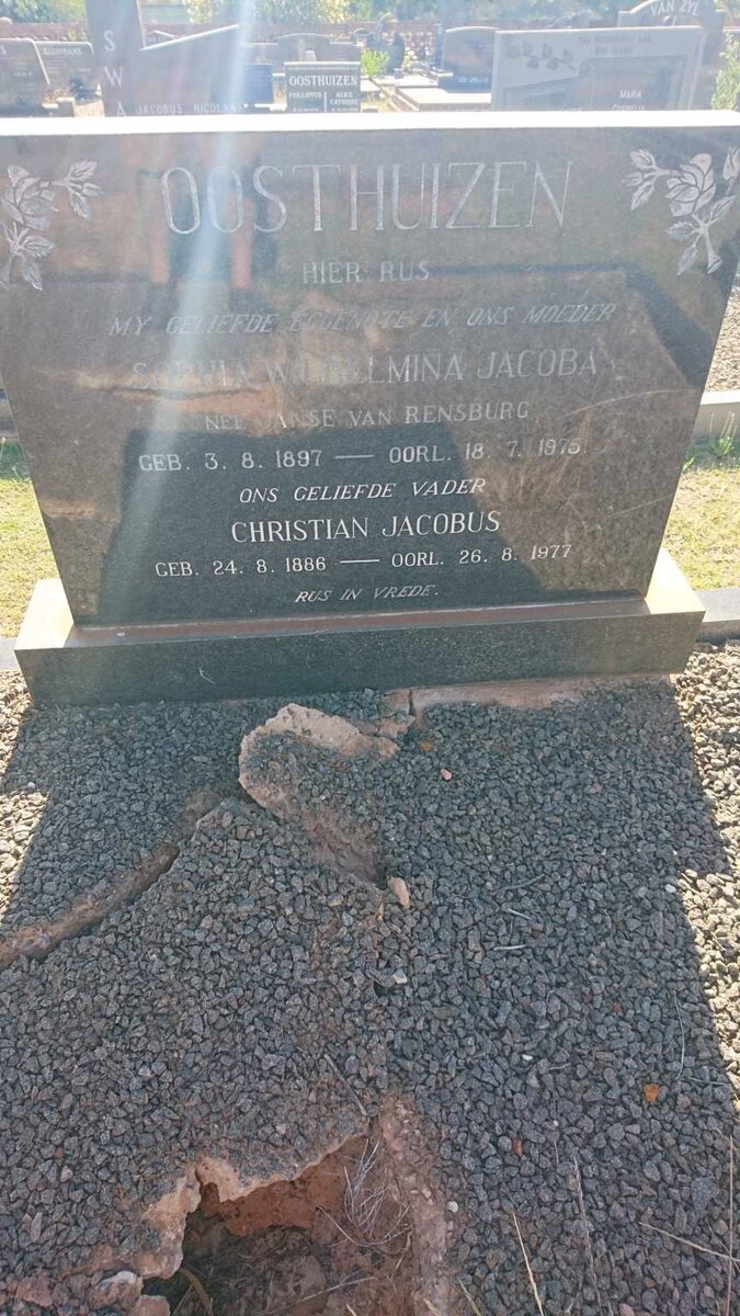 OOSTHUIZEN Christian Jacobus 1886-1977 &amp; Sophia Wilhelmina Jacoba JANSE VAN RENSBURG 1897-1975