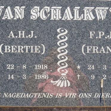 SCHALKWYK A.H.J., van 1918-1986 &amp; F.P.J. 1926-2001