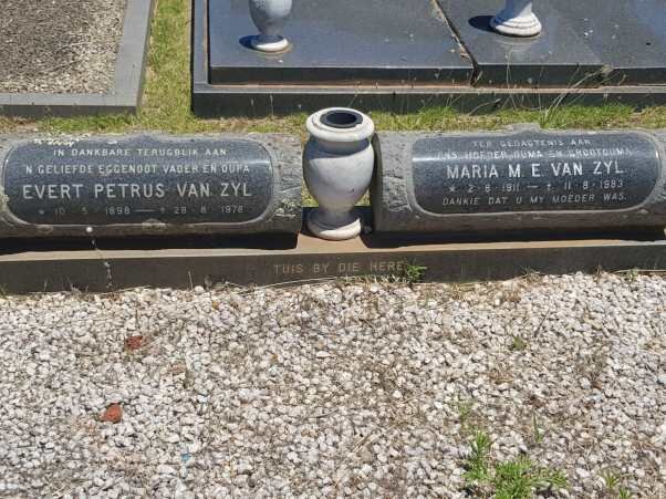 ZYL Evert Petrus, de 1898-1978 &amp; Maria M.E. 1911-1983