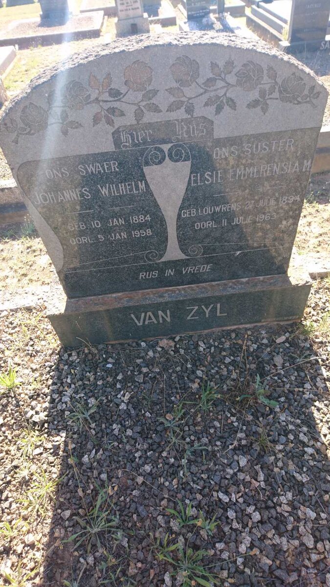 ZYL Johannes Wilhelm, van 1884-1958 &amp; Elsie Emmerensia M. LOUWRENS 1894-1963