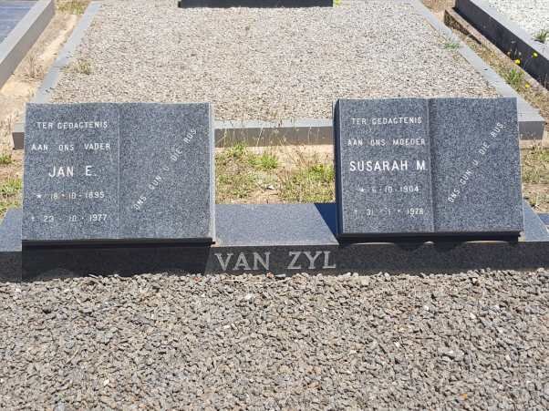 ZYL Jan E., van 1895-1977 &amp; Susarah M. 1904-1978