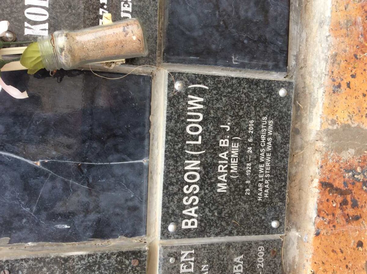 BASSON Maria B.J. nee LOUW 1928-2006