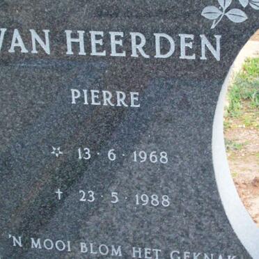 HEERDEN Pierre, van 1968-1988