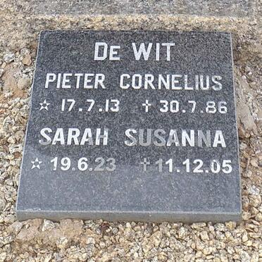 WIT Pieter Cornelius, de 1913-1986 &amp; Sarah Susanna 1923-2005