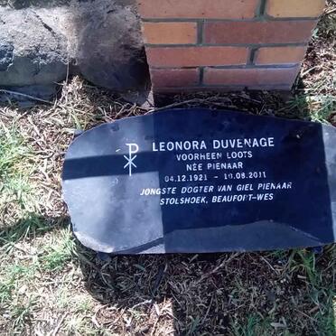 Western Cape, BEAUFORT-WEST district, Karoo National Park, Stols Hoek 182, Stolshoek_02, Homestead grave