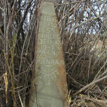 Western Cape, BEAUFORT-WEST district, Karoo National Park, Doornhoek 197, Sandrivier, farm cemetery_07
