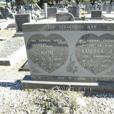 COETZEE Koti 1897-1982 &amp; Louisa J. GROBBELAAR 1899-1973